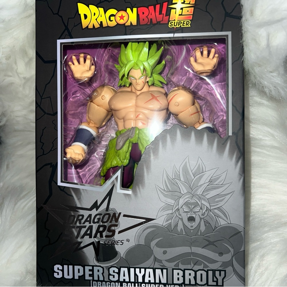 Dragon Stars Series Super Saiyan Broly Action Figure